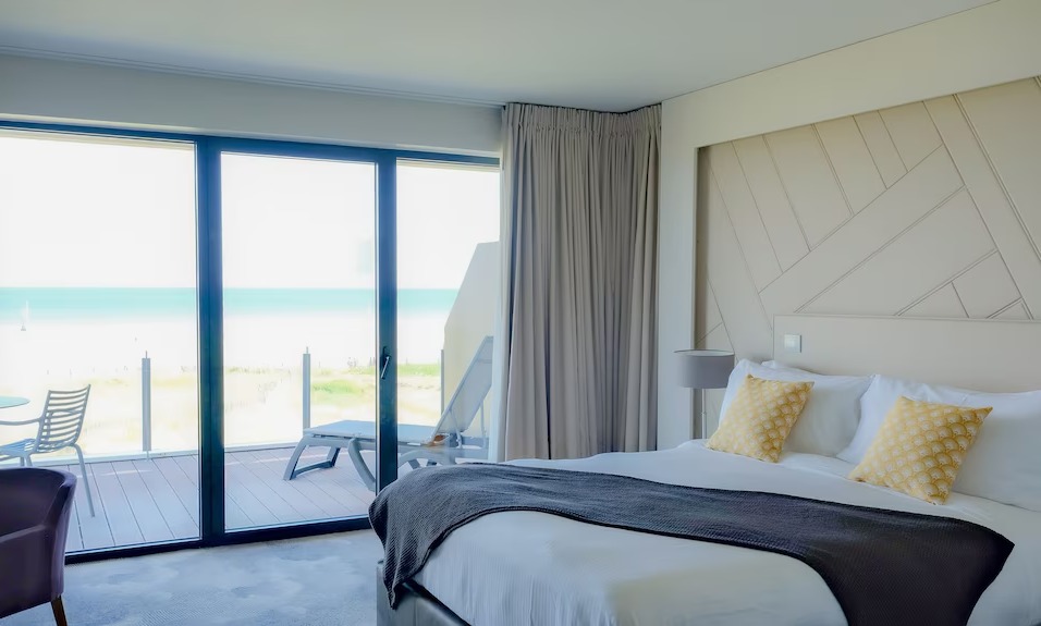 hotel les bains de cabourg hotel les bains de cabourg